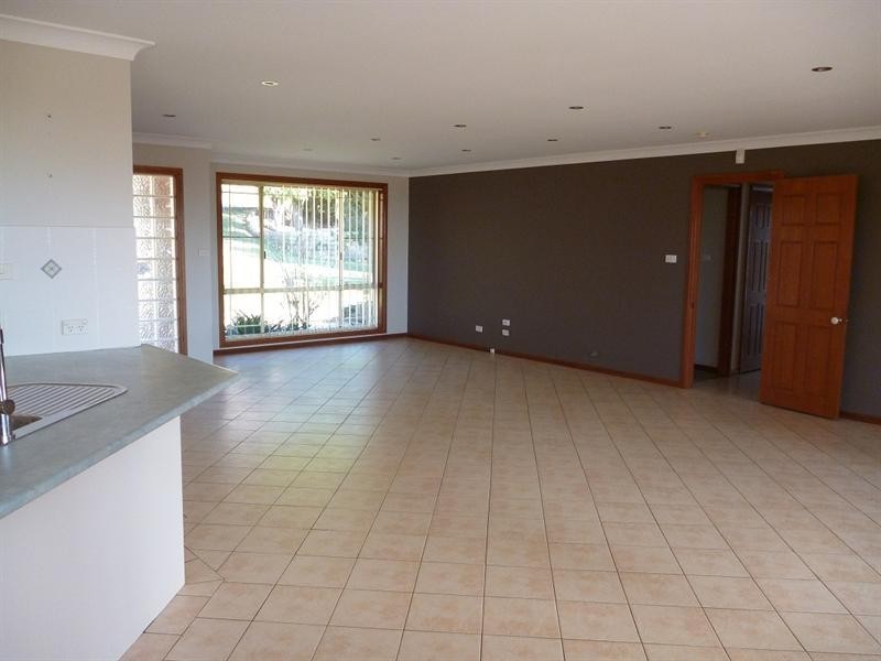 21 Severn Place, Albion Park NSW 2527