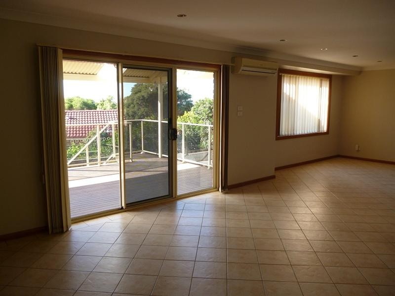 21 Severn Place, Albion Park NSW 2527