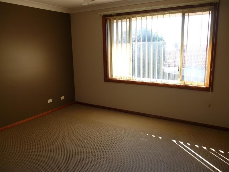 21 Severn Place, Albion Park NSW 2527