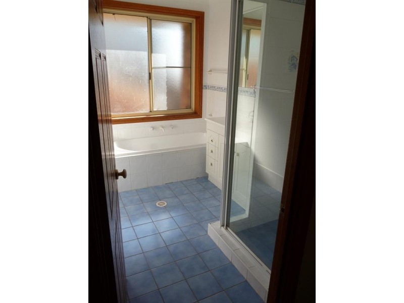 21 Severn Place, Albion Park NSW 2527