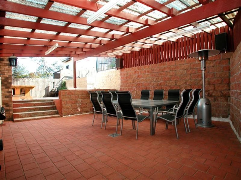 33 Noble Road, Albion Park NSW 2527