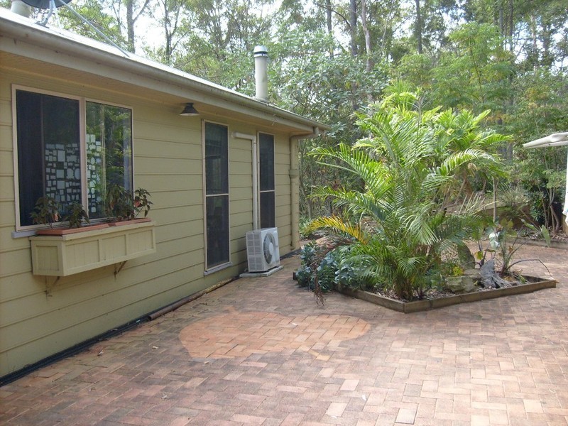 303 Shadbolt Road, Mothar Mountain QLD 4570