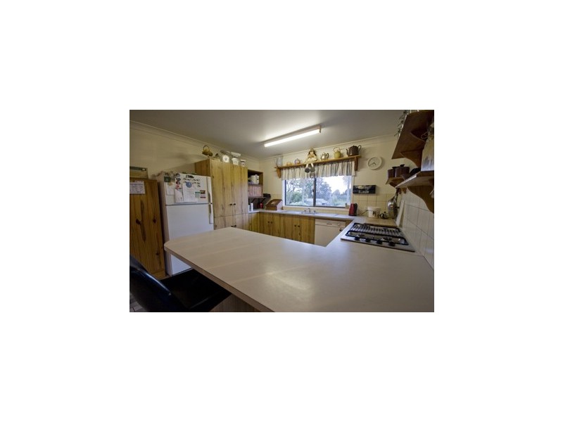 16 Smerdon Road, Southside QLD 4570