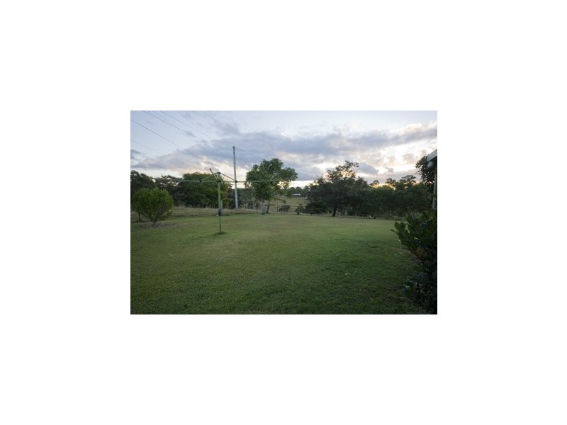 16 Smerdon Road, Southside QLD 4570