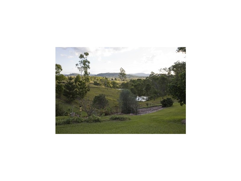 14 Panorama, The Dawn QLD 4570