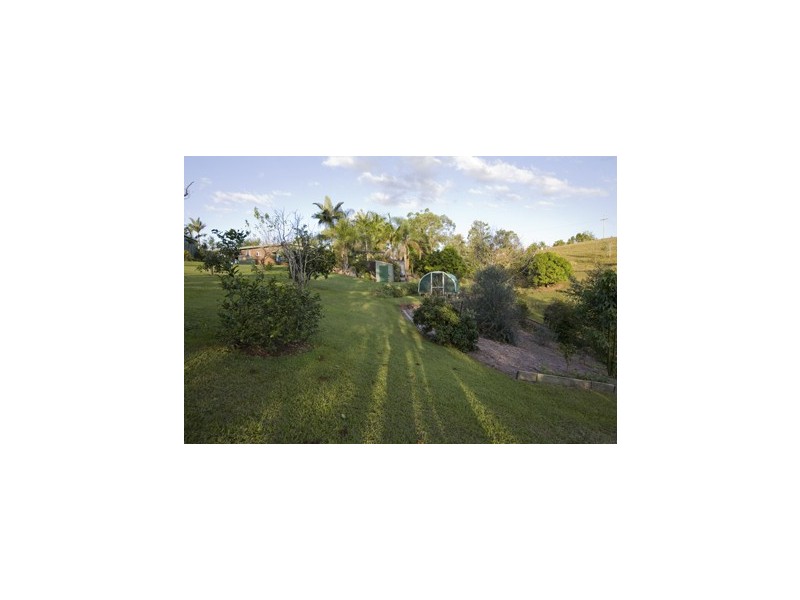 14 Panorama, The Dawn QLD 4570
