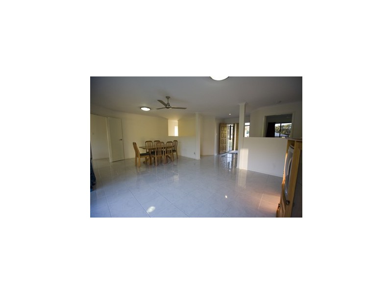 15 Jasmine Avenue, Southside QLD 4570