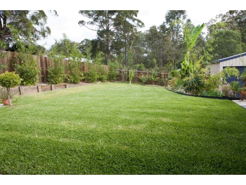 15 Jasmine Avenue, Southside QLD 4570