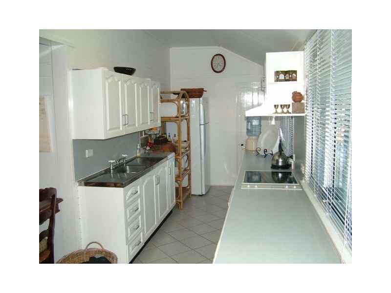 1 Laurie Lane, Gympie QLD 4570