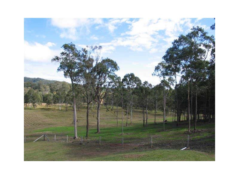 Mothar Mountain QLD 4570