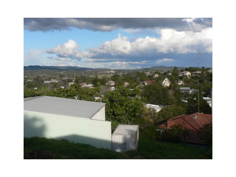 25 Lady Mary Terrace, Gympie QLD 4570