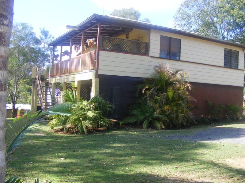 13 Lehman Road, Traveston QLD 4570