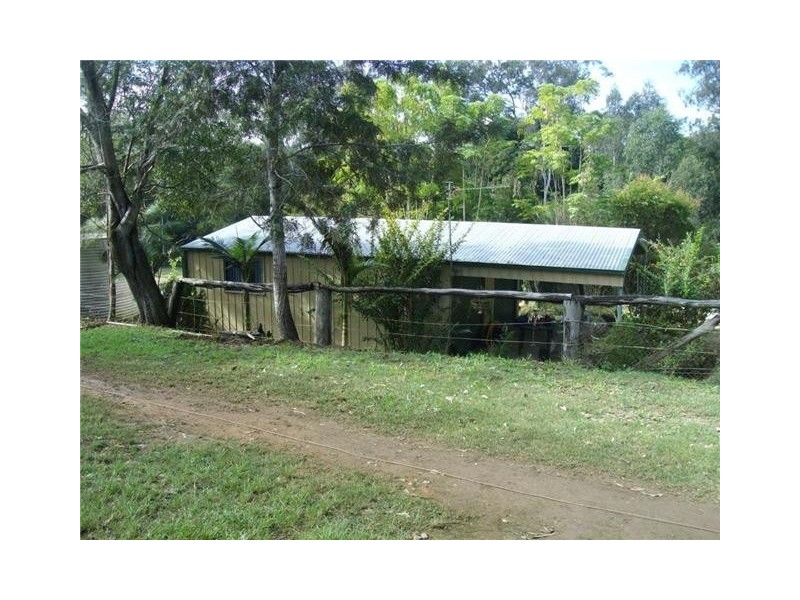 13 Lehman Road, Traveston QLD 4570