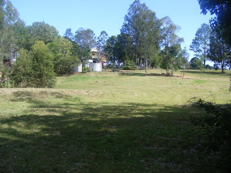13 Lehman Road, Traveston QLD 4570
