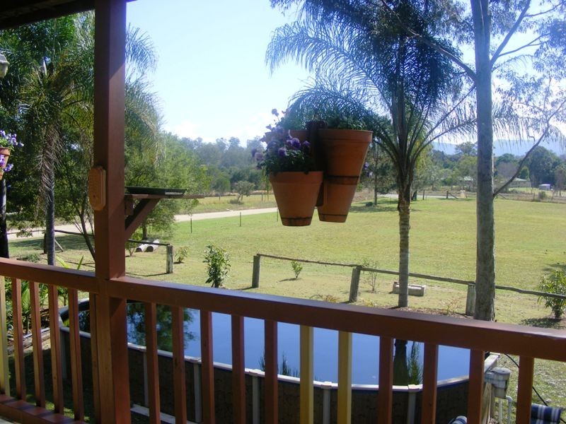 13 Lehman Road, Traveston QLD 4570