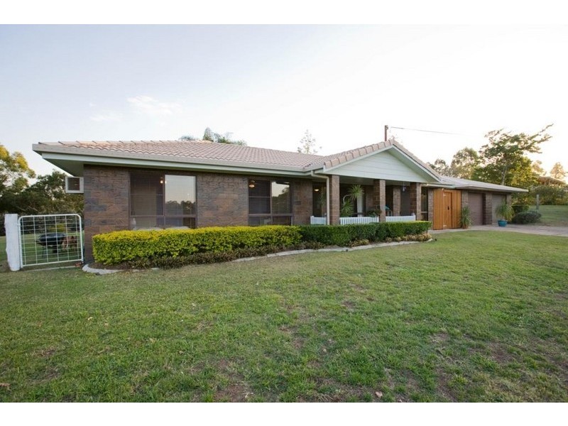 42 Hillview Road, Cedar Pocket QLD 4570