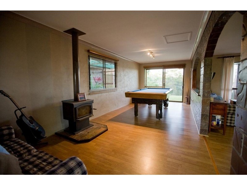 42 Hillview Road, Cedar Pocket QLD 4570