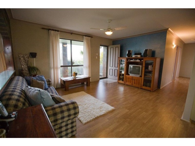 42 Hillview Road, Cedar Pocket QLD 4570