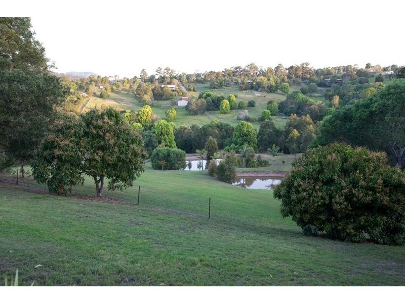 42 Hillview Road, Cedar Pocket QLD 4570