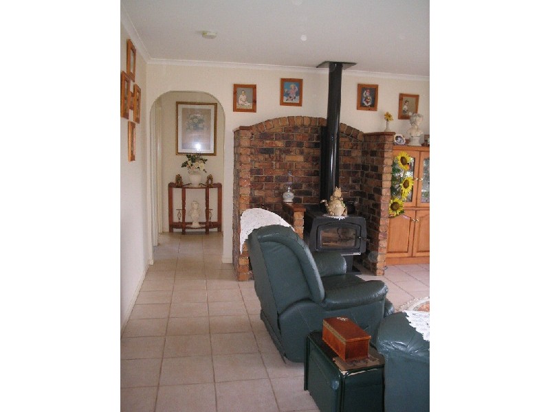 11 Bill James Road, Chatsworth QLD 4570