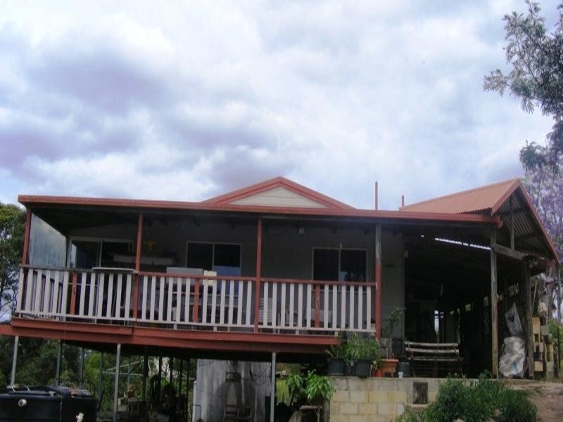 326 Old Goomborian Road, Veteran QLD 4570