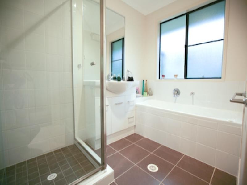 19 Jasmine Avenue, Southside QLD 4570