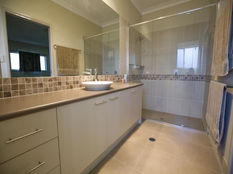 24 Bushland Drive, Southside QLD 4570