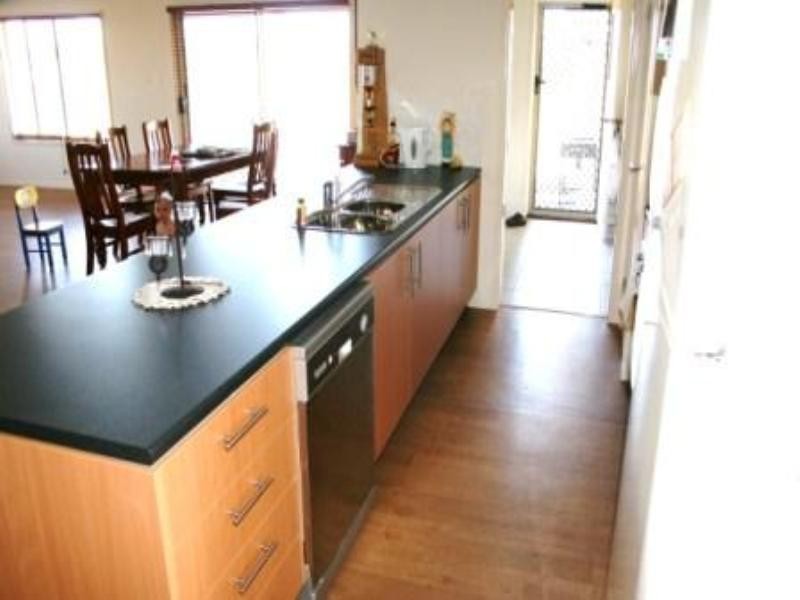 5 Illustrious Court, Cooloola Cove QLD 4580