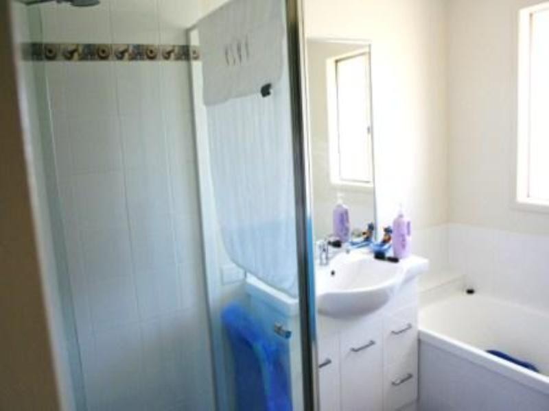 5 Illustrious Court, Cooloola Cove QLD 4580