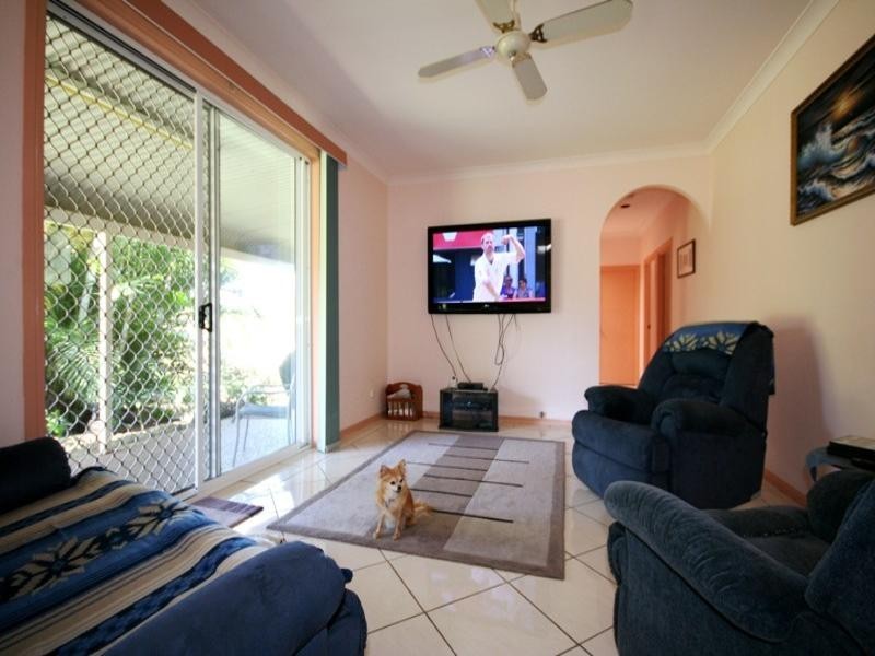 52 Osborne Court, Wallu QLD 4570