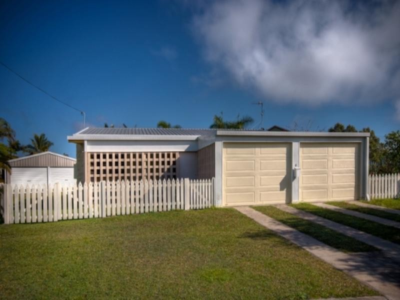 6 Teraglin Court, Tin Can Bay QLD 4580