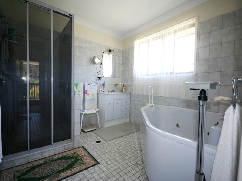 4 Tom Thumb Court, Cooloola Cove QLD 4580