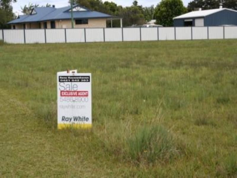 33 Investigator Avenue, Cooloola Cove QLD 4580