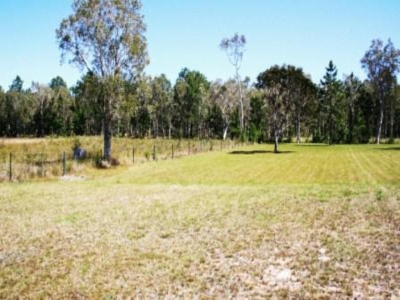 28 Endeavour Drive, Cooloola Cove QLD 4580