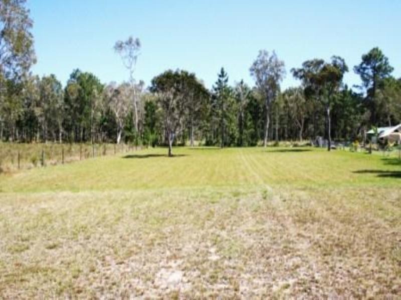 28 Endeavour Drive, Cooloola Cove QLD 4580