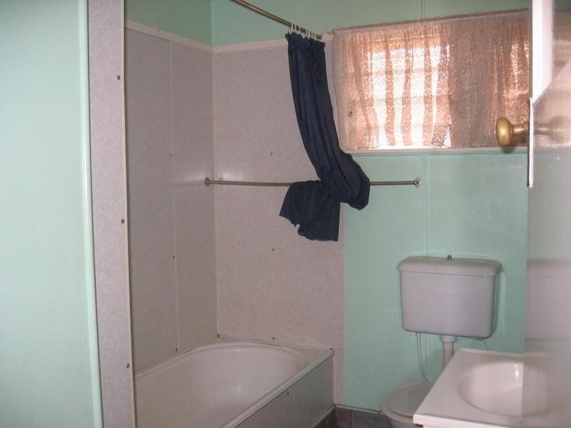 4 Sykes Road, Glenwood QLD 4570