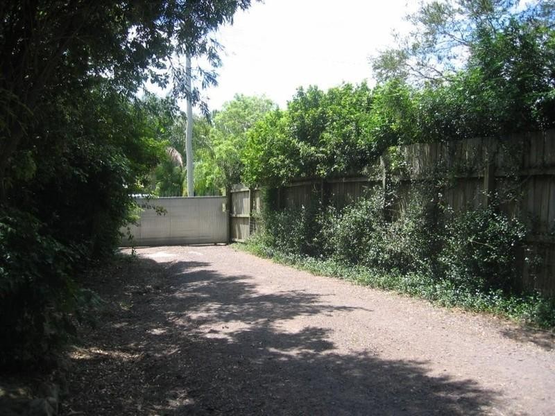 15 Araluen Terrace, Monkland QLD 4570