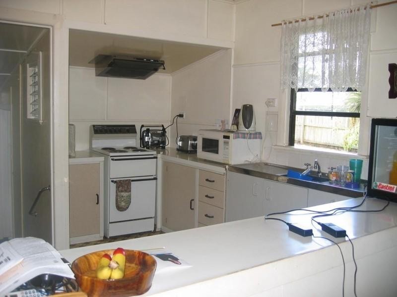 15 Araluen Terrace, Monkland QLD 4570