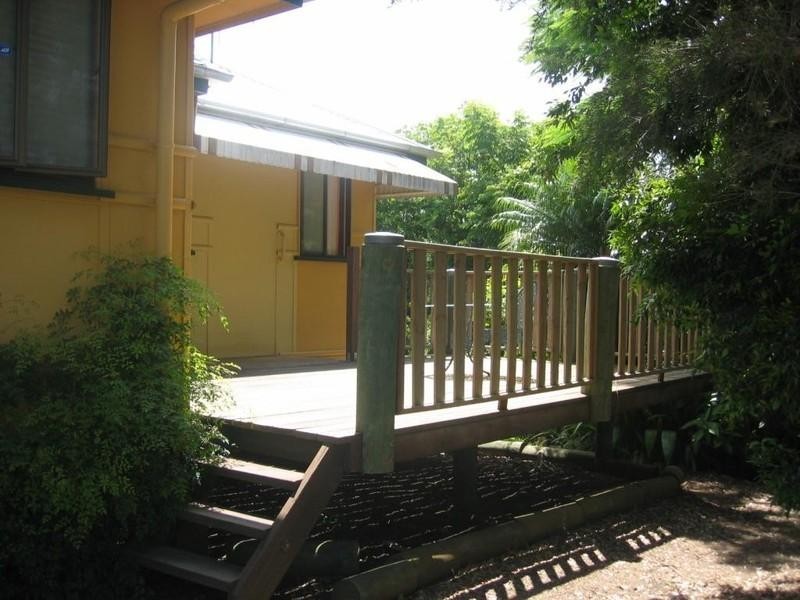 15 Araluen Terrace, Monkland QLD 4570