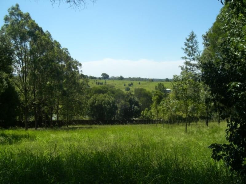 3 Grecian Bends Road, Greens Creek QLD 4570