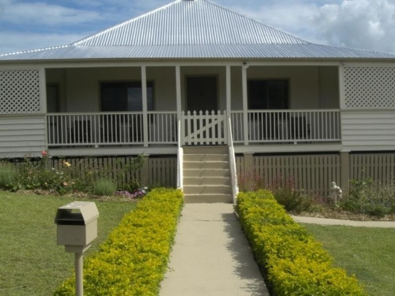 42 Calton Terrace, Gympie QLD 4570