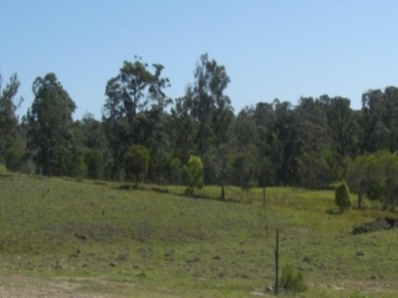 101 Petersen Road, Chatsworth QLD 4570