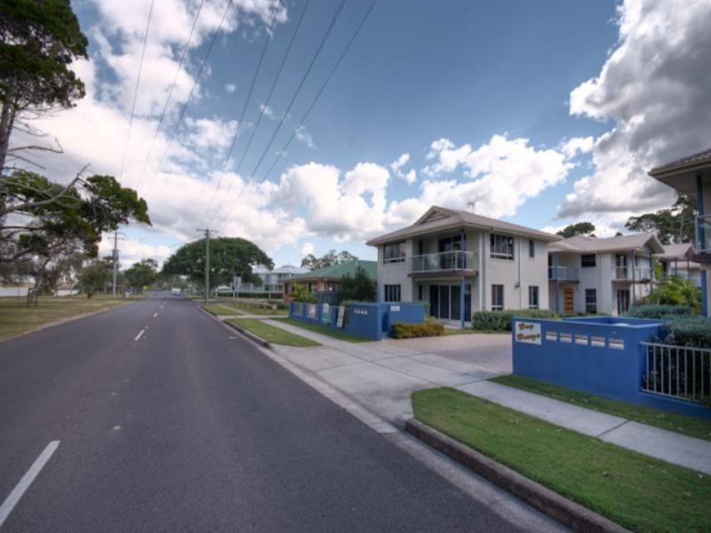 2/26 Esplanade, Tin Can Bay QLD 4580