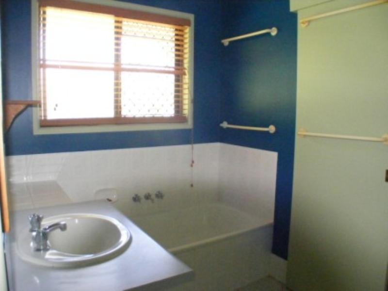 6 Banksia Drive, Gympie QLD 4570