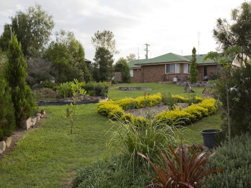 11 Charles Place, Curra QLD 4570