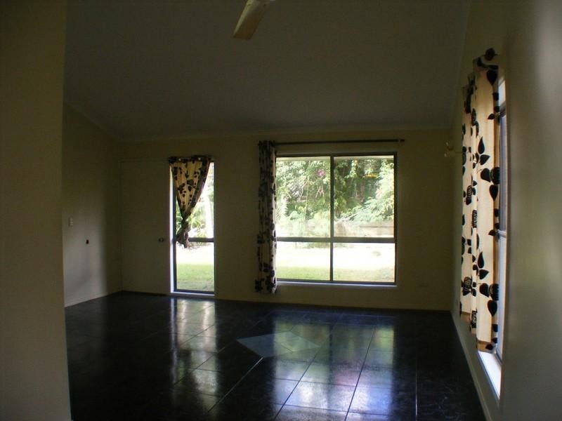 9 Stephenson, Monkland QLD 4570