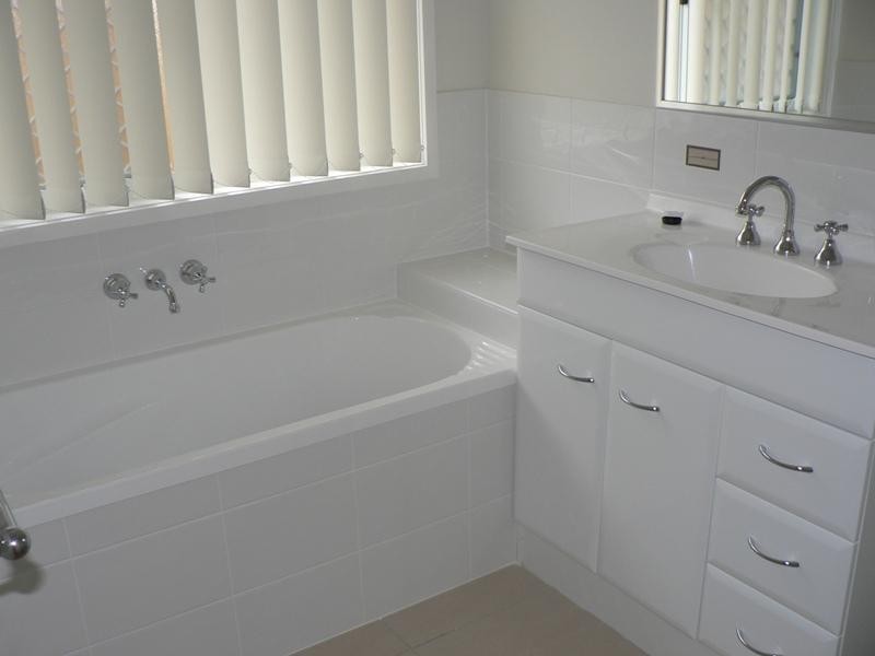 4 Grosvenor Court, Gympie QLD 4570