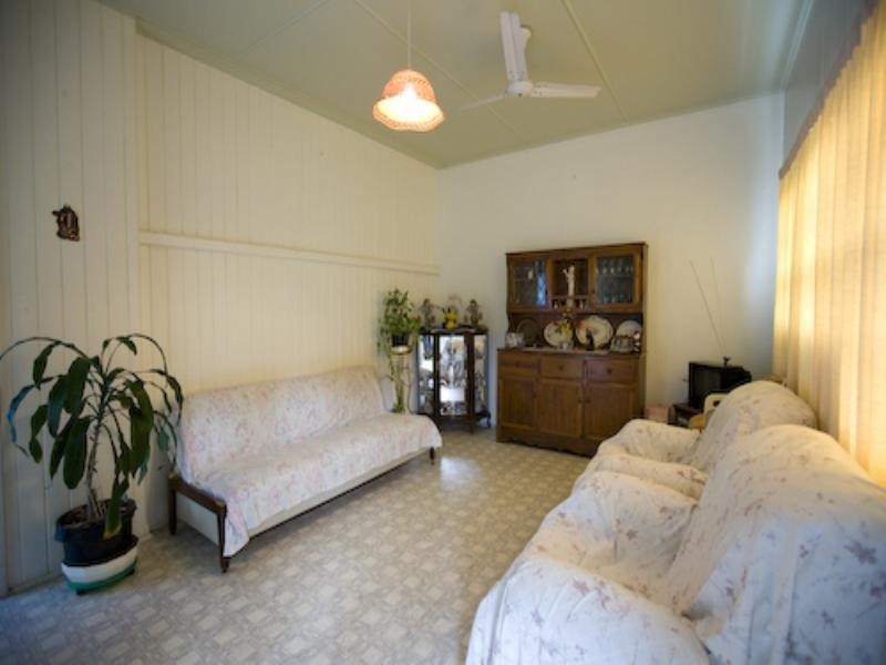 17 Caledonian Hill, Gympie QLD 4570
