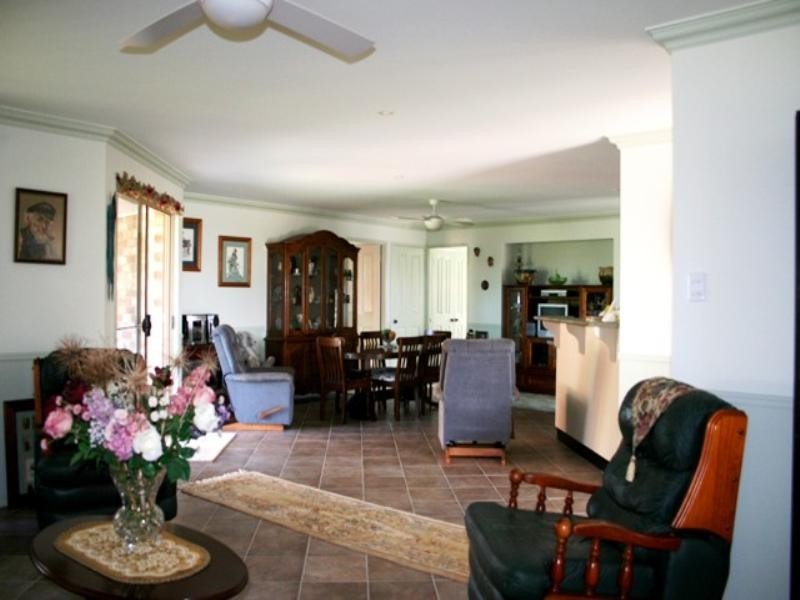 5 Acacia Crescent, Tin Can Bay QLD 4580