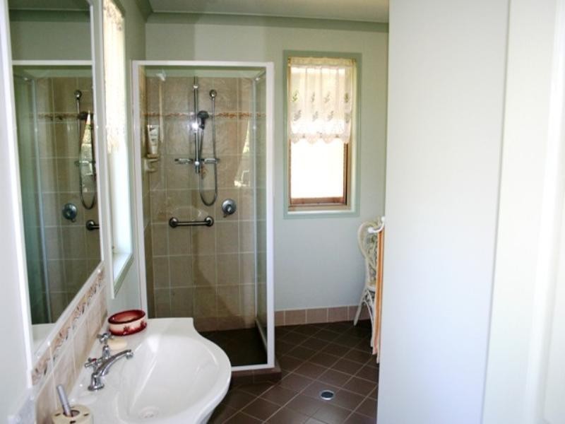 5 Acacia Crescent, Tin Can Bay QLD 4580